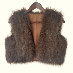 Vintage faux fur vest size XS brown colour from Argentina, luxury elegant look